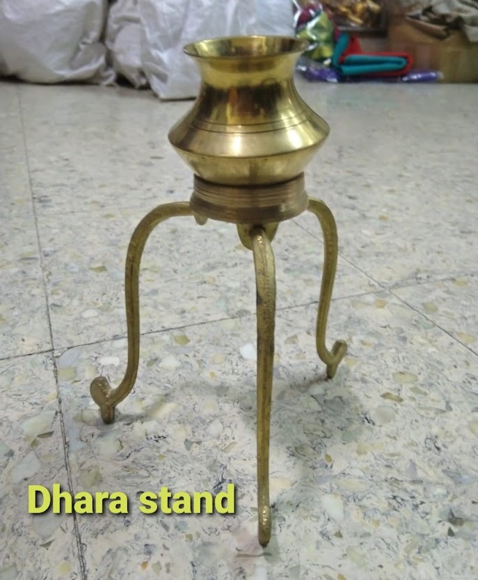 Dhara stand
